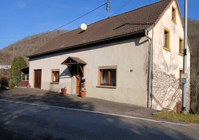 Preiswertes 4-Raum-Einfamilienhaus in Langweiler