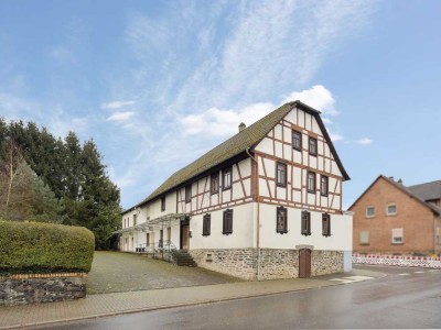 Charmantes Einfamilienhaus mit einer Gastwirtschaft in Gonterskirchen