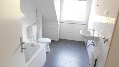 Schöne 2-Zimmer-DG-Wohung!