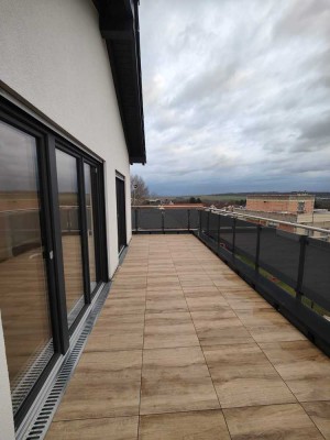 PENTHOUSE STIL - NEUBAU - DACHTERASSE - FERNBLICK - HELL