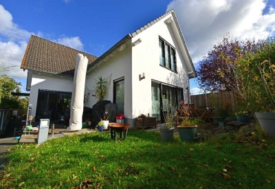 Exklusive 3-Zimmer-Maisonette mit Terrasse und Garten in Top-Zustand