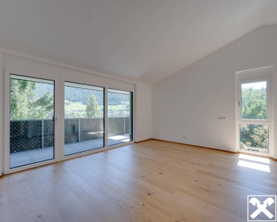 Penthouse-Feeling in den Alpen – 3-Zimmer-Dachgeschosswohnung mit Panoramablick