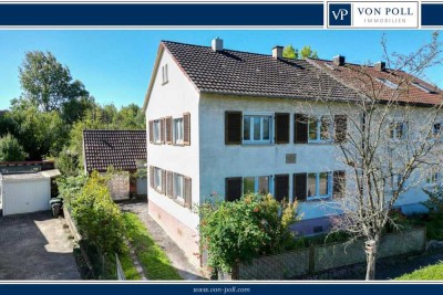 Sanierungsbedürftiges Zweifamilienhaus mit großem Grundstück in Sulzfeld