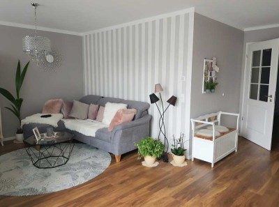 Exklusive 3,5-Zimmer Wohnung mit Balkon im 2. OG in Ebersdorf bei Coburg