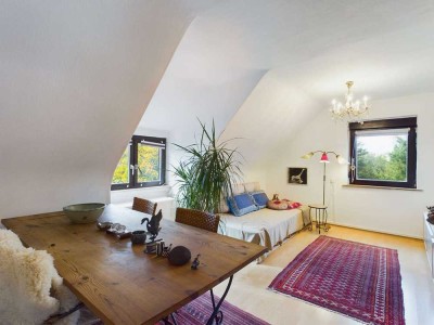 Stilvolle, gepflegte 4,5-Zimmer-Dachgeschosswohnung in Stuttgart vaihingen