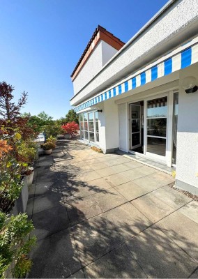 Ein Zuhause der Extraklasse - Penthouse mit Panoramablick in Rommelsbach