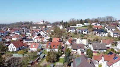 Großzügige und wertig modernisierte - bezugsfertige - Doppelhaushälfte in 89312 Günzburg-Reisensburg