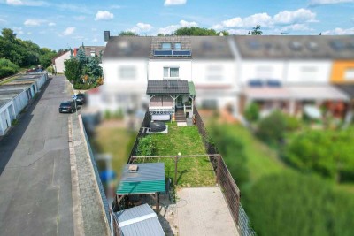 Top gepflegtes RMH mit Garten, Stellplatz, Garage und Solaranlage in guter Lage von Groß-Umstadt!