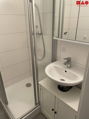 Sofort beziehbare 2-Zimmer-Wohnung im Erdgeschoss – saniert &amp; mit Aufzug und Keller in zentraler Welser Lage!