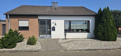 Charmantes Einfamilienhaus mit großem Grundstück in Elmpt