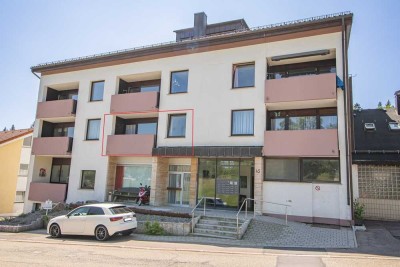 Gemütliche 2-Zimmer Wohnung mit Loggia und Hallenbadmitbenutzung