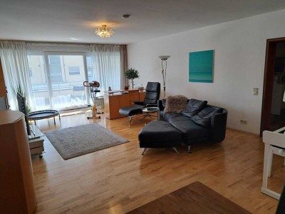 Attraktive 3,5-Zimmer Wohnung mit Balkon im 1. OG in Weil am Rhein