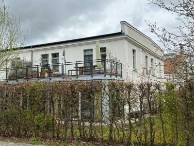 Charmante 4-Zimmer-Terrassen-Wohnung im denkmalgeschütztem Vimy Areal