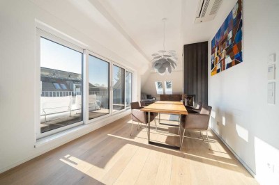 Luxus-Dachgeschoßwohnung - ca. 140 m² - Süd-Terrasse - Raumhöhe ca. 3 m - Lift - TG