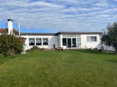 Gepflegter Reihenhausbungalow mit 5 Zimmern in Bad Waldsee (Provisionsfrei!)