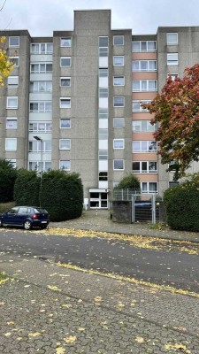 Viel Platz zum Leben 5-Zimmer Eigentumswohnung mit 2 Balkonen und Stellplatz im beliebten Monheim