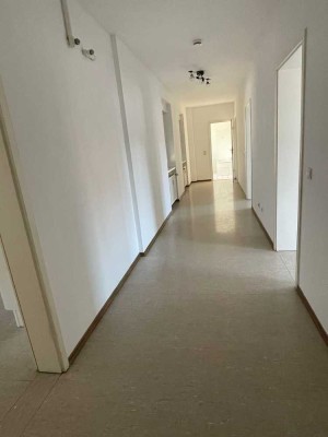 Helle 3-Zimmer-Wohnung mit 100,55m² in bester Lage Nähe Stadtpark