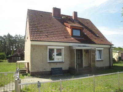 Kleines sanierungsbedürftiges 6-Zimmer-Einfamilienhaus in Zinnowitz