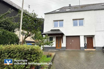 Vollständig Renovierte Doppelhaushälfte in Lingerhahn!