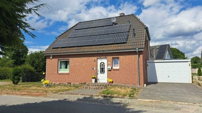 Schönes Einfamilienhaus in Beverungen (Ortsteil Drenke) zu verkaufen mit PV-Anlage
