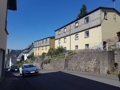 187.07 Schöne 2 ZKB Wohnung Atzenhübel 26 in Idar-Oberstein