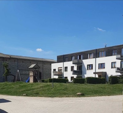 Möbilierte 2-Raum-Wohnung befristet bis September 2026 mit EBK und Balkon in Hoppegarten