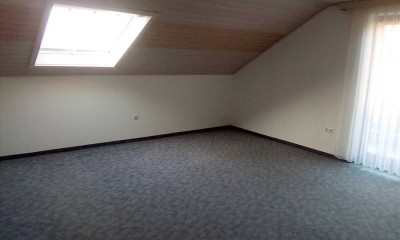 Geräumige 3-Zimmer-Wohnung in 86568, Hollenbach