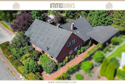 Oldersum: Großzügiges Zuhause mit Kamin, Loggia und überdachter Terrasse