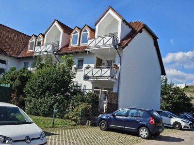 Renovierte 2-Zimmer-Dachgeschosswohnung mit Balkon in Waldböckelheim