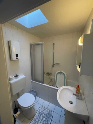 Freundliche 2 Zimmer Wohnung