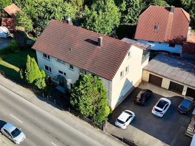 Zweifamilienhaus mit viel Fläche - Ausbau, Renovierung und vermieten!