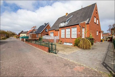 Borkum: Strandnahes Wohnhaus mit vielen Optionen