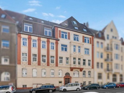 Großzügige Maisonette-Altbauwohnung mit ca. 160 m² und Balkon in zentraler Lage von Hannover-List