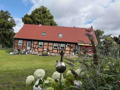 Sehr besonderer Resthof mit 4 ha Forst und 2ha Weide in Groß Pankow