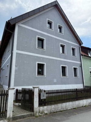 Platz für die ganze Familie: Einfamilienhaus in Luhe-Wildenau
