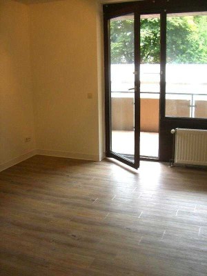 Appartement mit Balkon + Parkplatz! Was das Herz begehrt...