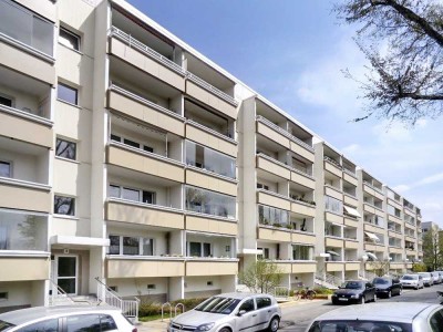 70090003, 3 Zimmerwohnung mit Einbauküche und Balkon