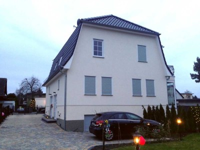 Baujahr 2015: VILLA DOPPELHAUS GARTEN 3 x BÄDER FUSSBODENHEIZUNG NÄHE AUTOBAHN RUHIG UND ANGENEHM