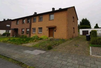 Schöne Doppelhaushälfte mit Balkon und großem Grundstück in 44581 Castrop-Rauxel – Henrichenburg