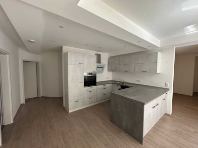 Schöne 3-Zimmer-Wohnung mit Einbauküche in Brackenheim