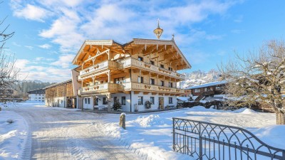 Neubau-Dachgeschosswohnung mit Freizeitwohnsitz in einem Bauernhaus