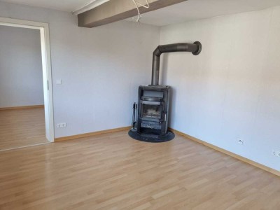 Erstbezug nach Sanierung: 4-Zimmer-Wohnung mit Balkon in Rodenbach