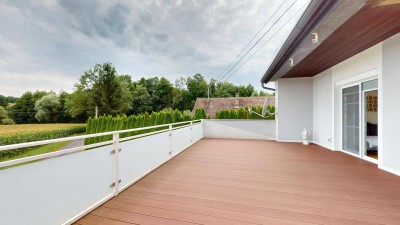 Ländliche Ruhe trifft modernen Wohnkomfort – Einzigartige Liegenschaft mit großer Sonnenterrasse und traumhaftem Ausblick!