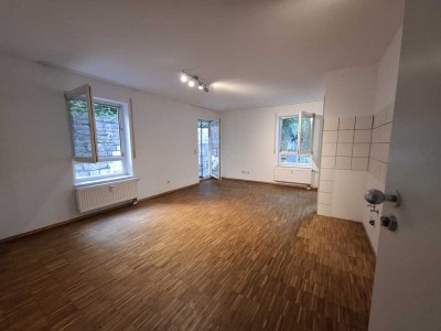 Charmante 2-Zimmer-Wohnung mit Terasse & Top-Lage in Tübingen