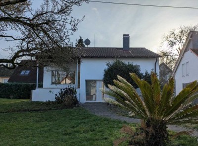 Ein-Zweifamilienhaus für Erstbezug nach umfassender Kernsanierung