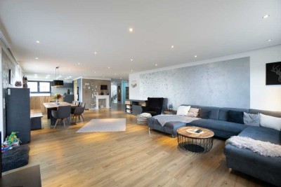 Luxuriöse Unternehmervilla in Feldrandlage von Schaafheim – Stil, Raum & Komfort auf top Nivea