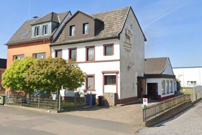 Einfamilienhaus mit Gewerbemöglichkeit in zentraler Lage von Bonn-Dransdorf