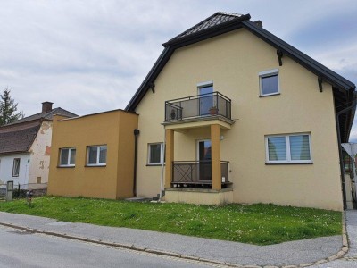 Anleger aufgepasst: Tolle Erdgeschosswohnung mit Terrasse und Grünfläche