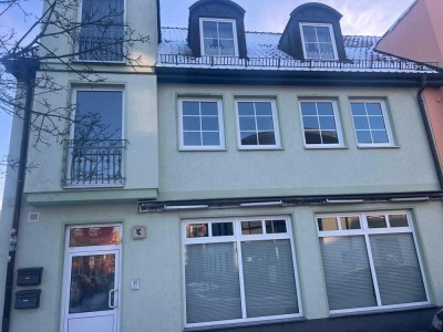 Freundliche 4-Zimmer-Wohnung mit gehobener Innenausstattung und mit Einbauküche in Wolmirstedt
