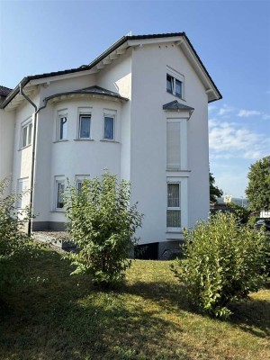 Helle Terrassenwohnung in Nastätten mit 3 Zimmern und Tiefgarage